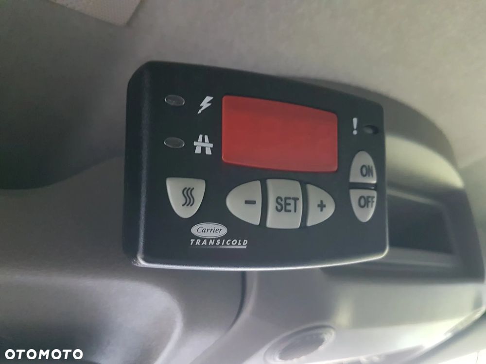Renault MASTER 8EP CHŁODNIA 4,21x2,11x2,00 IZOTERMA AGREGAT CARRIER XARIOS 350 ZASILANIE Z SILNIKA + ELEKTRYCZNE STACJONARNE KLIMA - 34
