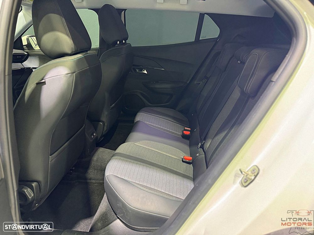 Peugeot 2008 1.2 PureTech Allure Pack EAT8 - 16