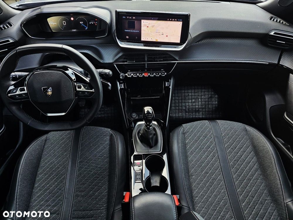 Peugeot 2008 PureTech 100 Allure S&S BVM6 - 10