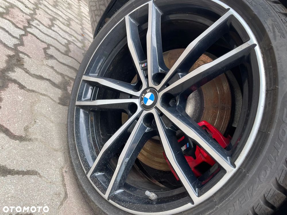 BMW Seria 3 330e M Sport sport - 39