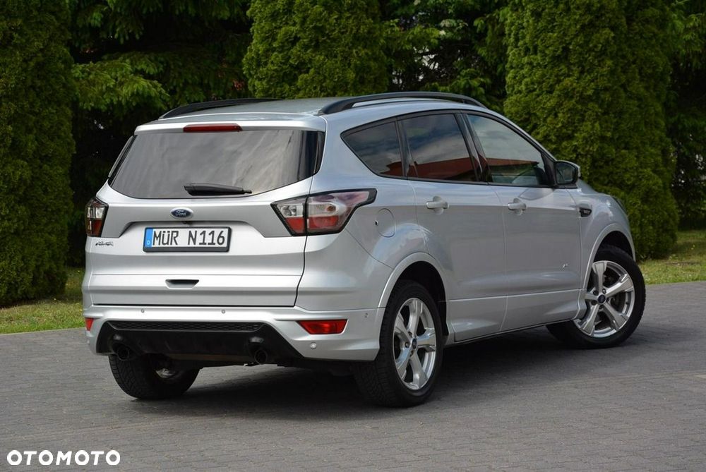 Ford Kuga 2.0 TDCi 4x4 ST-Line - 13