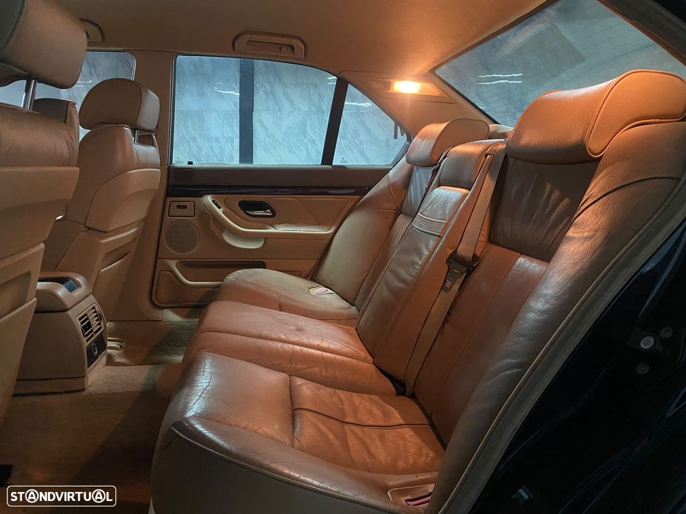 BMW 725 tds - 10