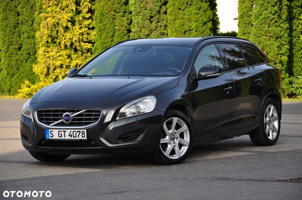 Volvo V60 D3 Momentum - 3
