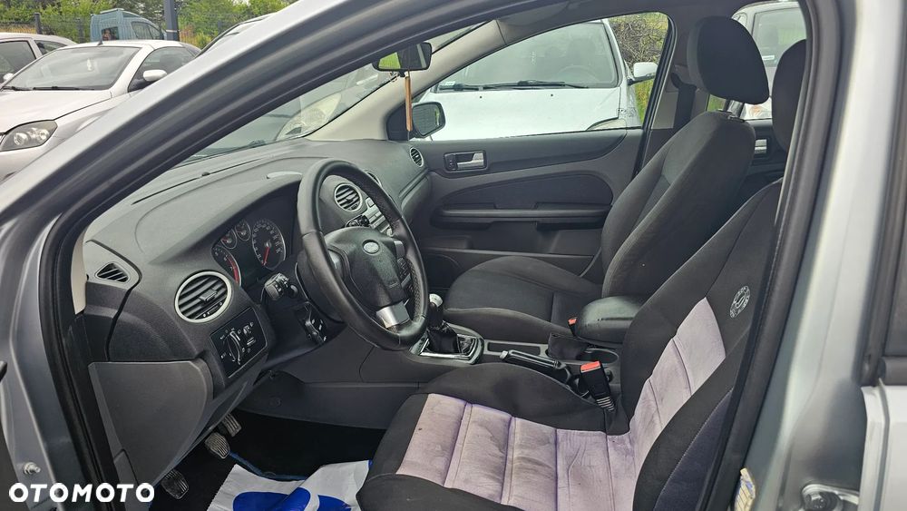 Ford Focus 1.6 FX Gold / Gold X - 11