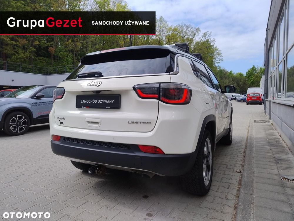 Jeep Compass - 8