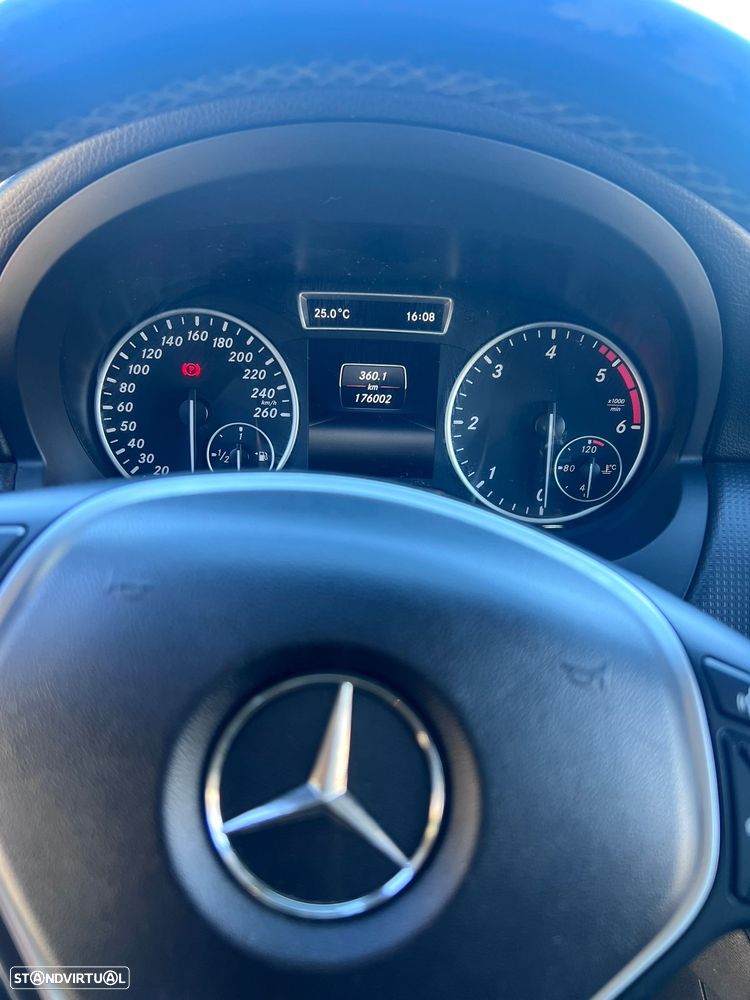 Mercedes-Benz A 180 CDi BE Urban - 13