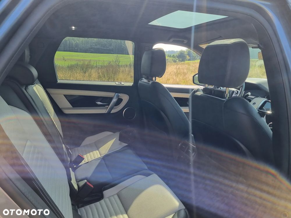 Land Rover Discovery Sport P250 R-Dynamic S - 6
