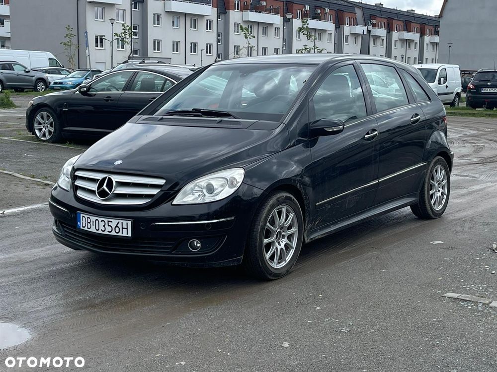 Mercedes-Benz Klasa B 200 - 1