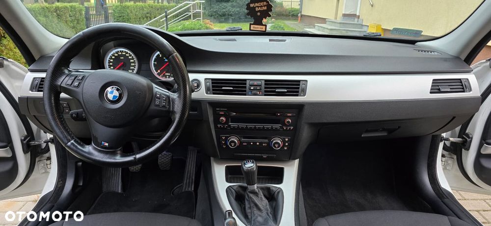 BMW Seria 3 320d - 5