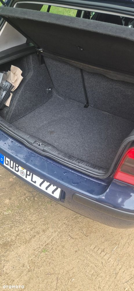 Volkswagen Golf - 9