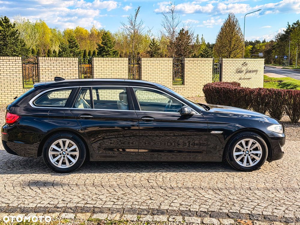 BMW Seria 5 525d Sport-Aut - 13