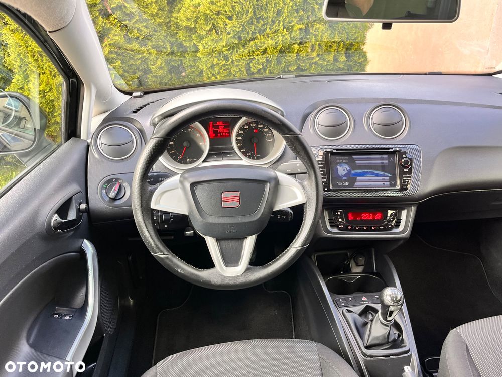 Seat Ibiza SC 1.4 16V Sport - 12