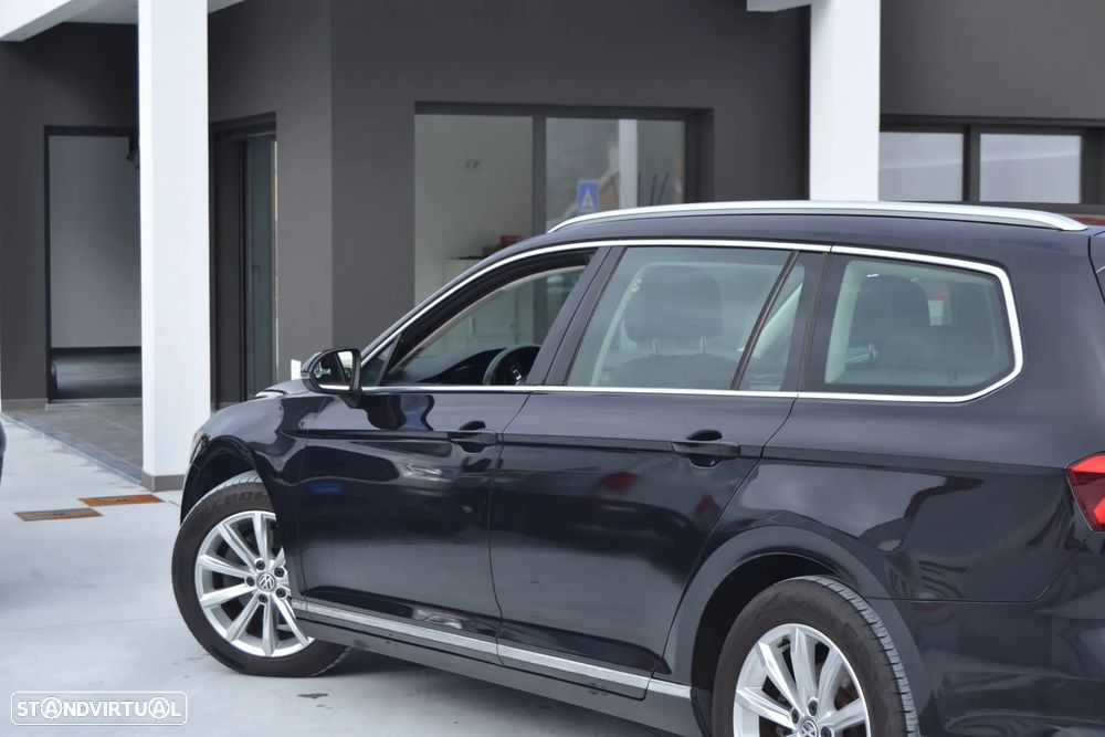 VW Passat Variant 2.0 TDI Highline - 11