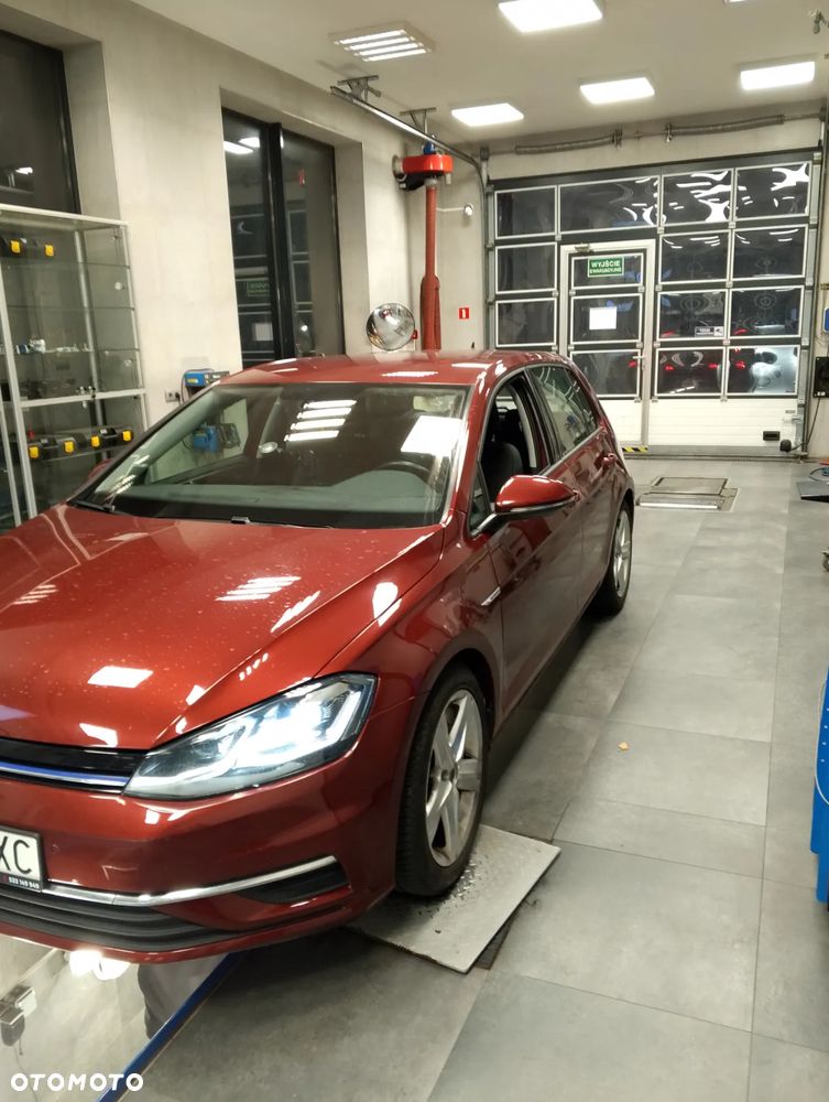 Volkswagen Golf - 40