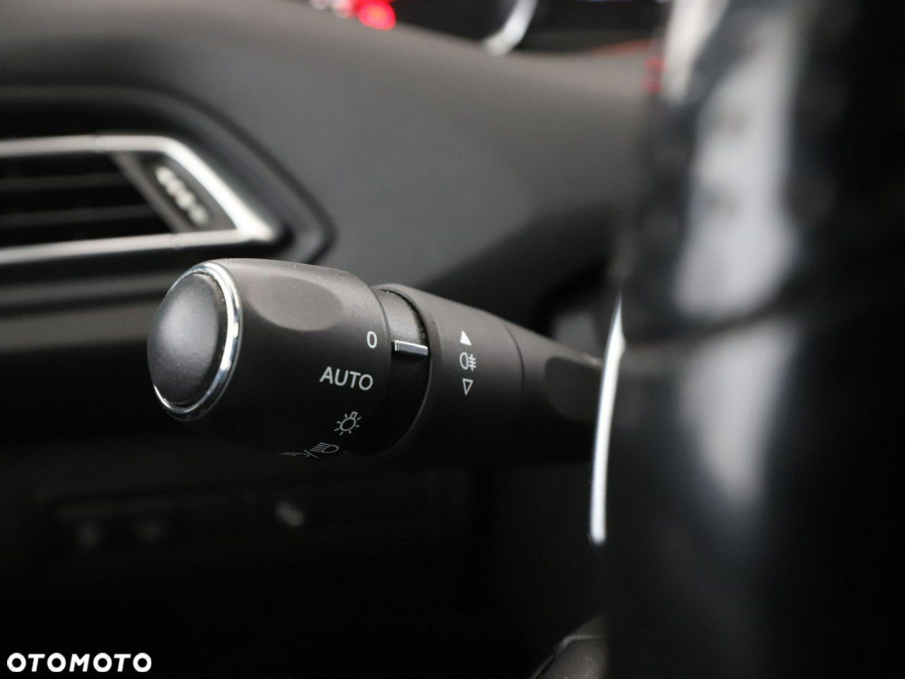 Peugeot 308 BlueHDi 180 EAT6 GT - 32