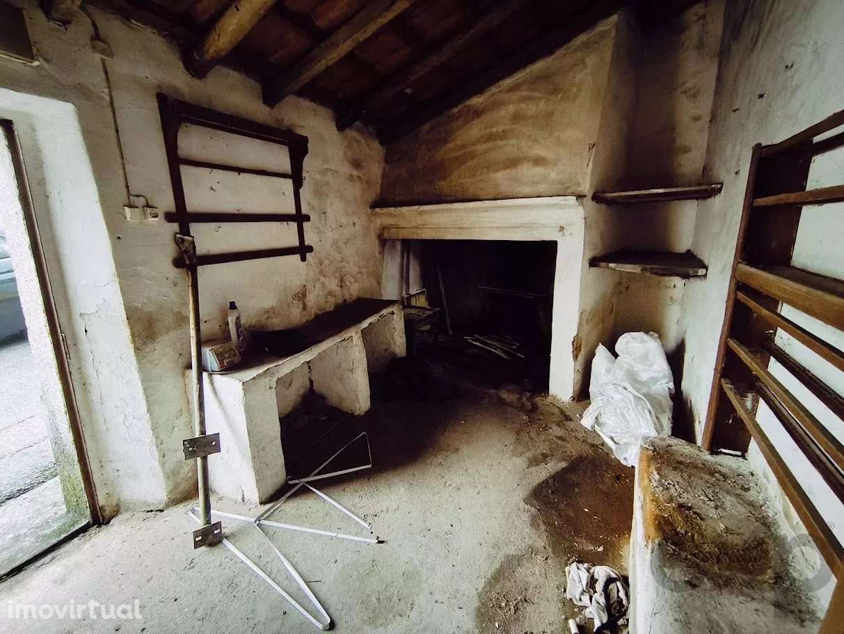 Venda - Arrumos Comenda (Comenda) - Grande imagem: 3/8