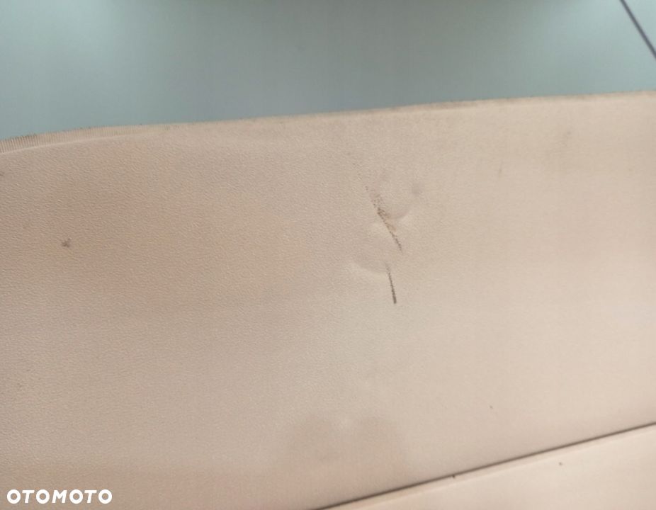 ROLETA BAGAŻNIKA TOYOTA LAND CRUISER 150 JASNA 5D - 9