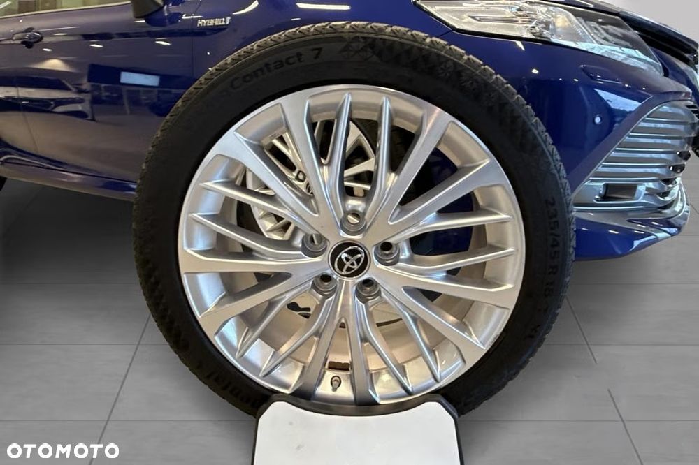Toyota Camry 2.5 Hybrid Executive CVT - 16