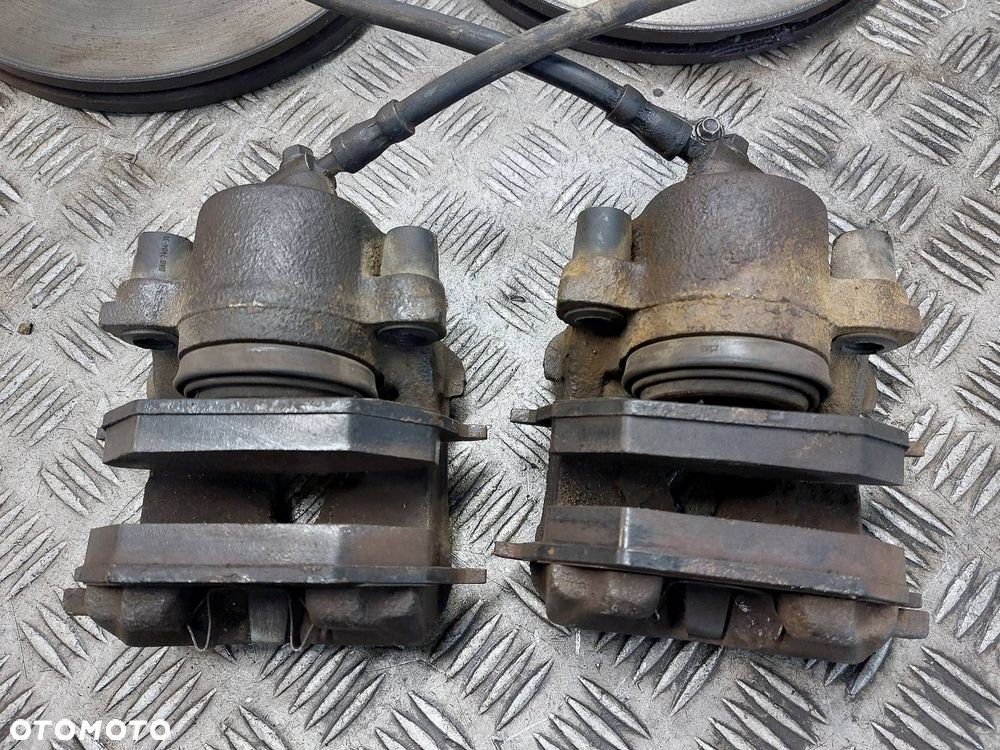 TARCZE HAMULCOWE PRZÓD + KLOCKI + ZACISKI SEAT LEON I 1.4 16V - 3