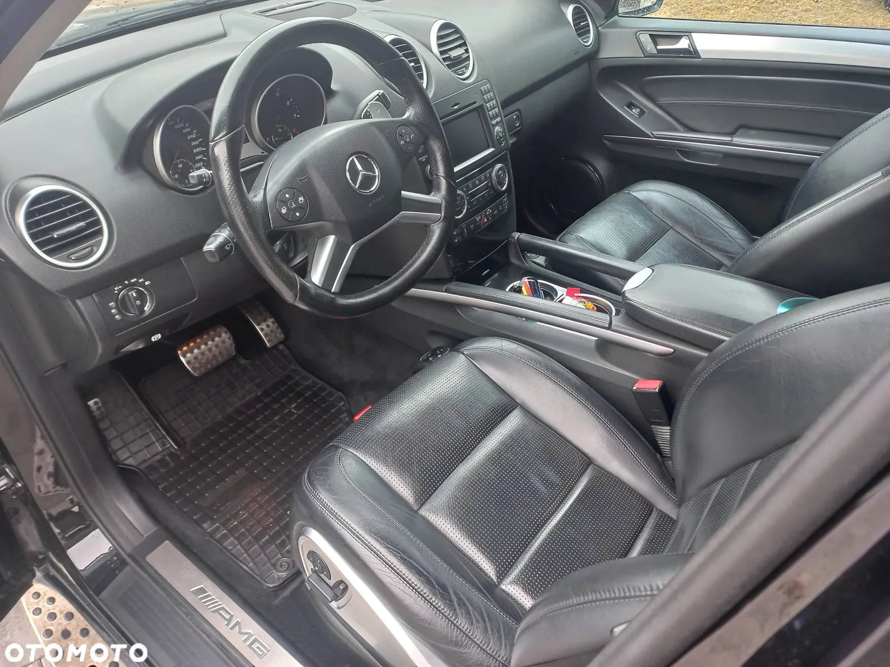 Mercedes-Benz ML 63 AMG 4-Matic - 8