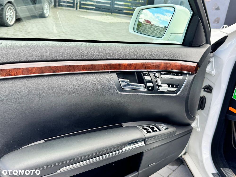 Mercedes-Benz Klasa S 400 HYBRID L - 31
