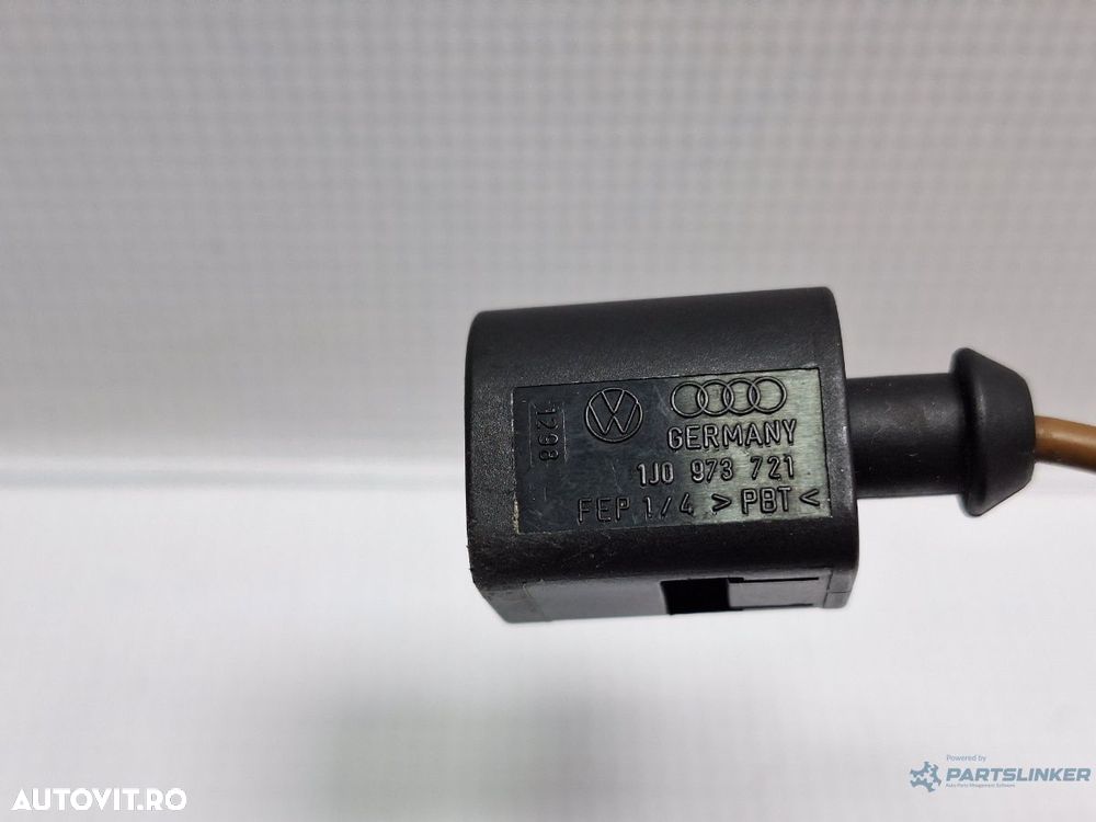 Mufa conector 1 pin VOLKSWAGEN PASSAT Variant 3G5 2014 - > TDI CRLB, DBGA, DFGA 1J0973721 - 2
