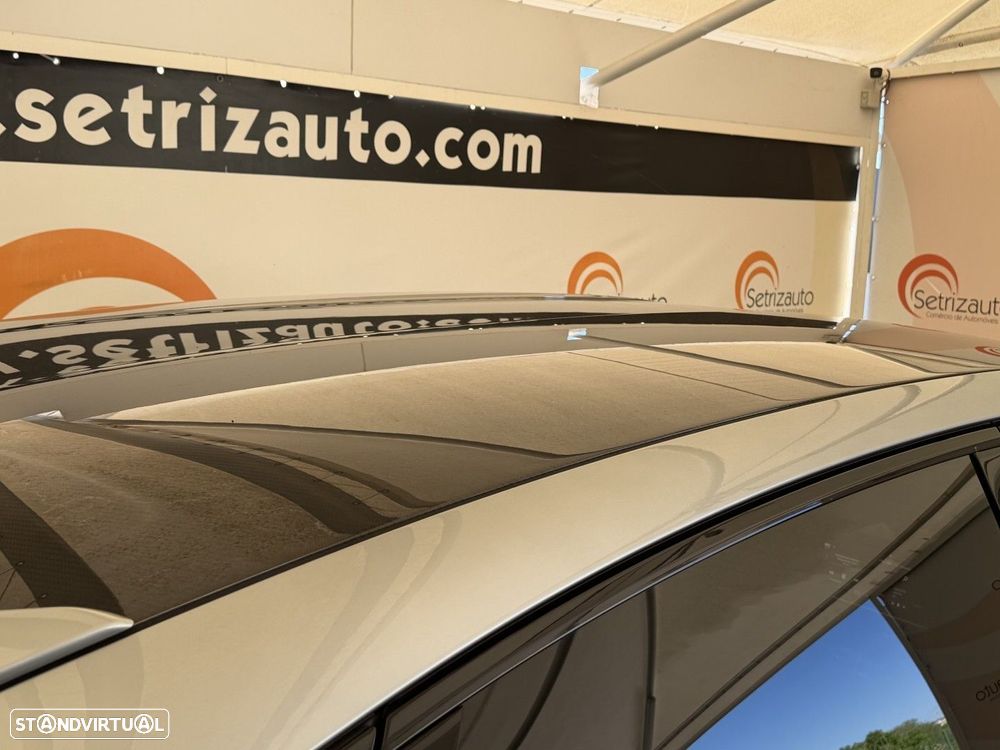 Porsche Cayenne Coupé E-Hybrid - 8