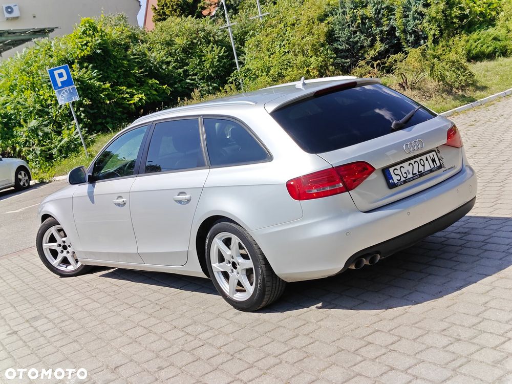 Audi A4 Avant 2.0 TDI DPF quattro Attraction - 3