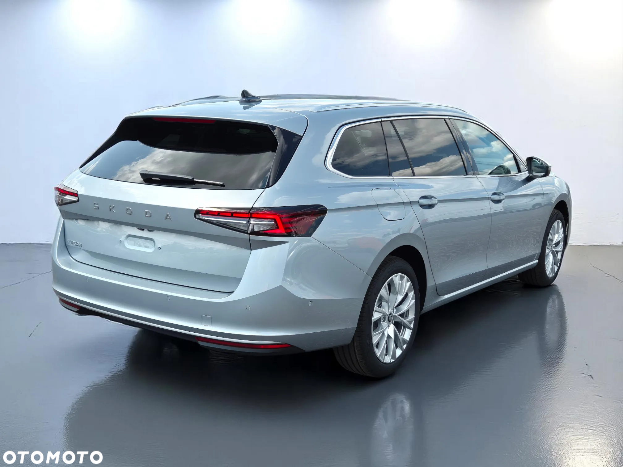 Skoda Superb 2.0 TSI L&K DSG - 6