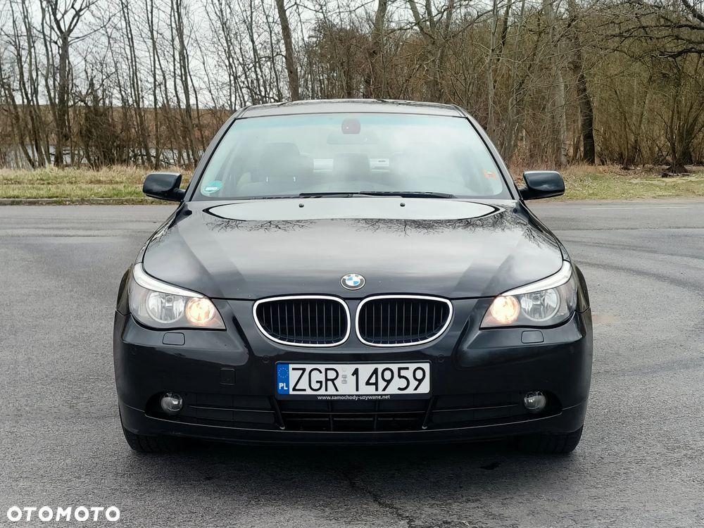 BMW Seria 5 520i - 5