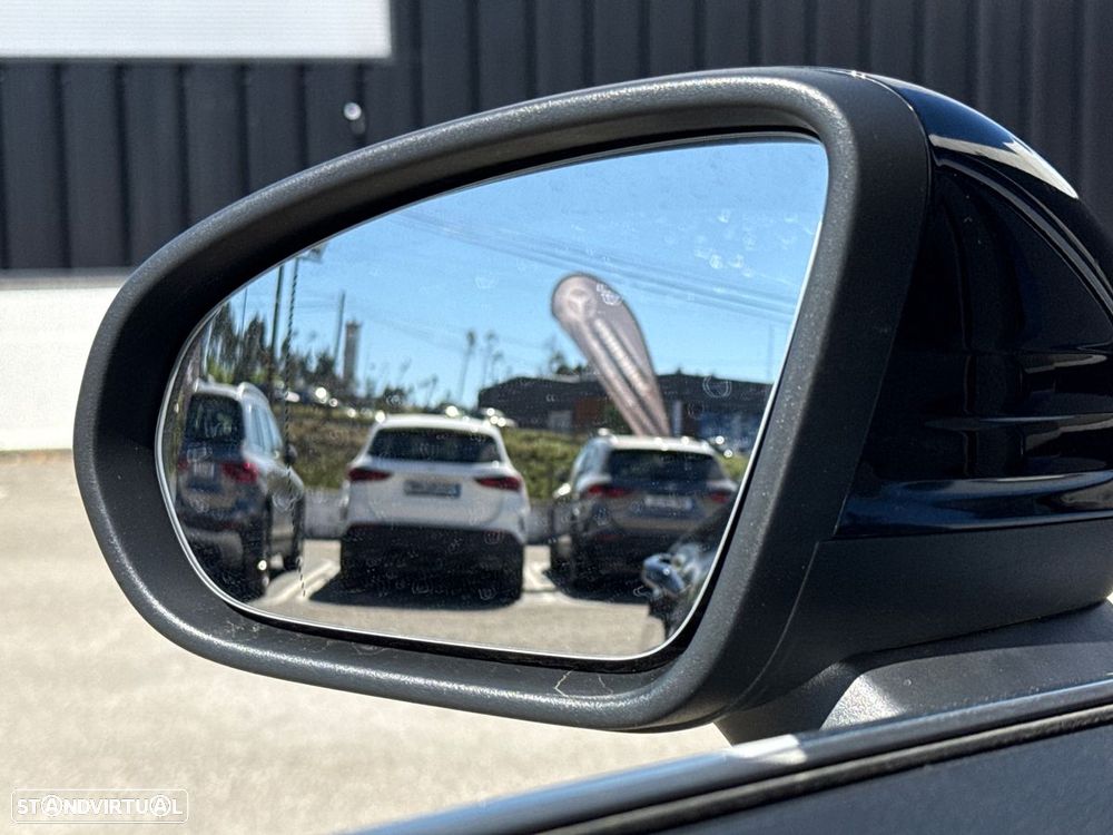 Mercedes-Benz CLA 250 - 16