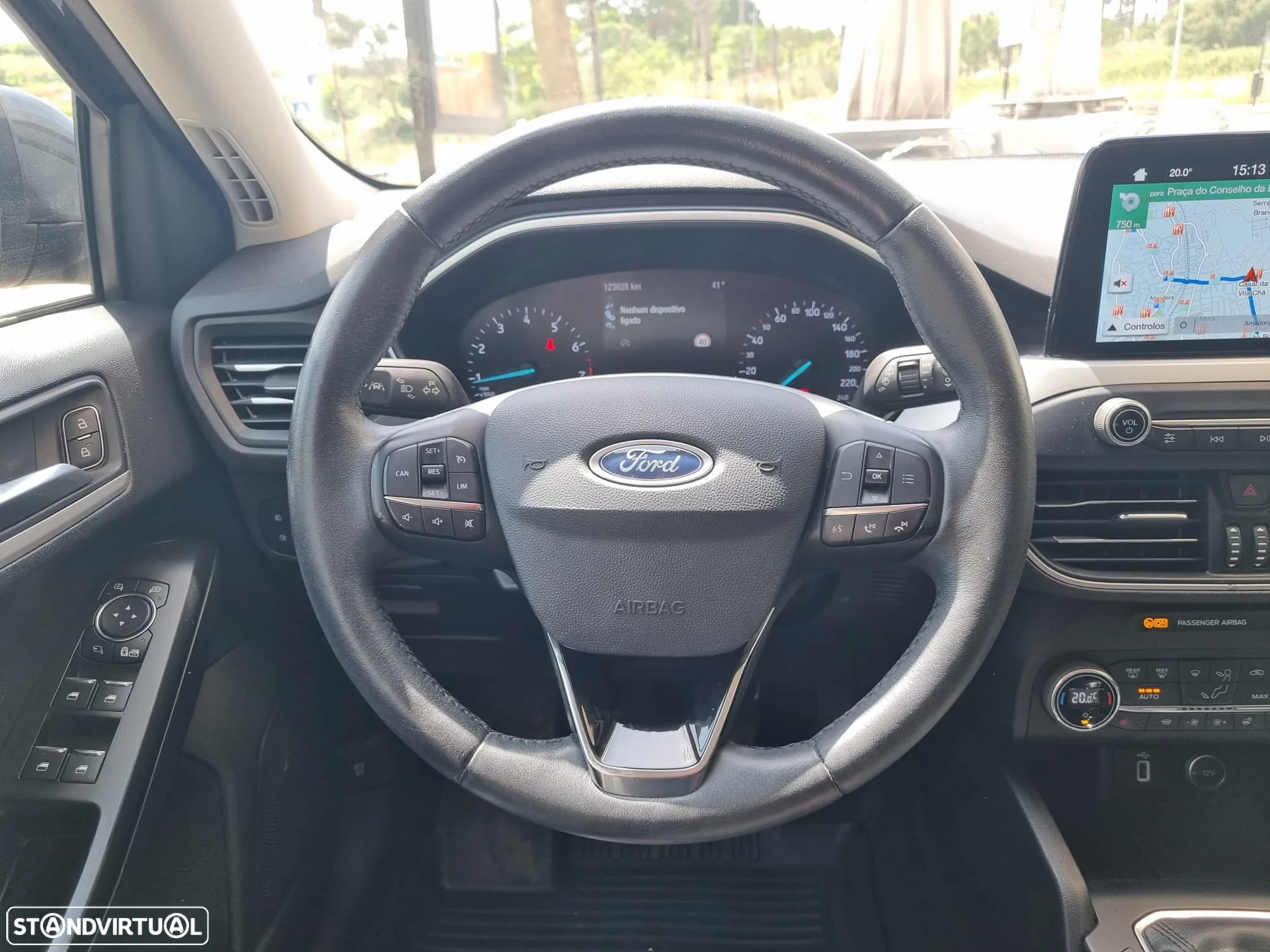 Ford Focus SW 1.0 EcoBoost Business - 16