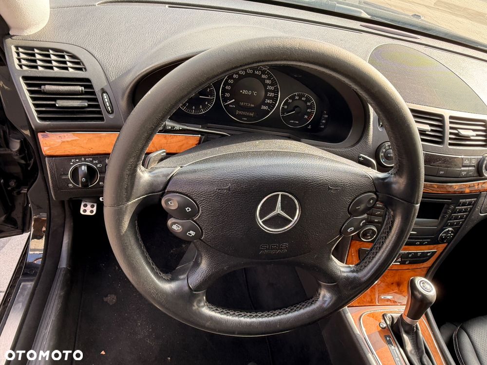 Mercedes-Benz Klasa E 230 7G-TRONIC Elegance - 13