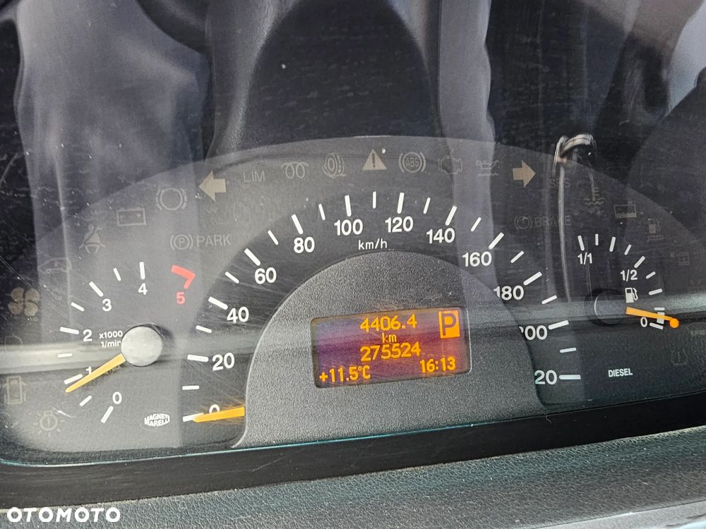 Mercedes-Benz Viano 2.2 CDI lang Automatik Trend Activity - 11