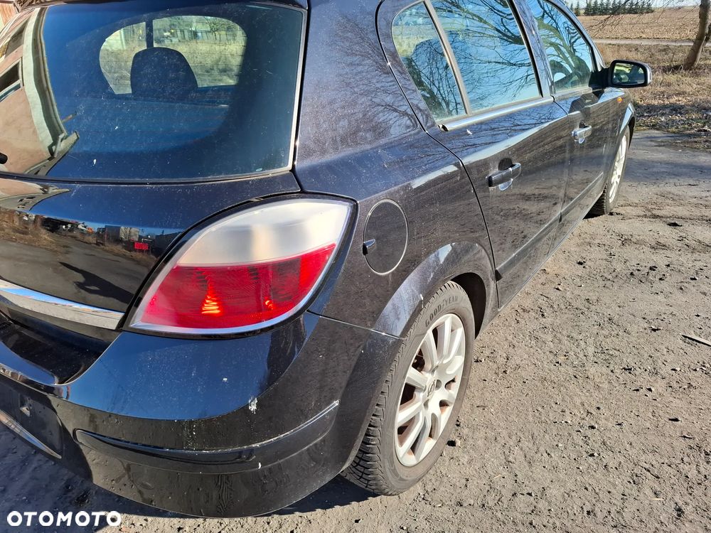 Opel Astra - 25