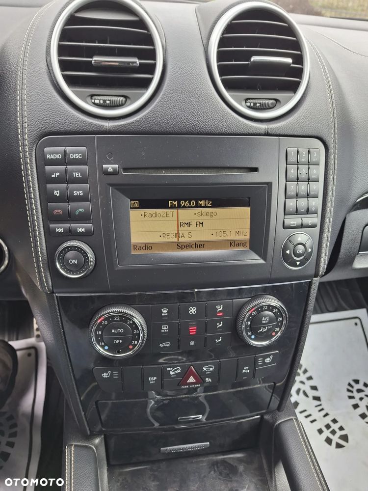 Mercedes-Benz ML - 22