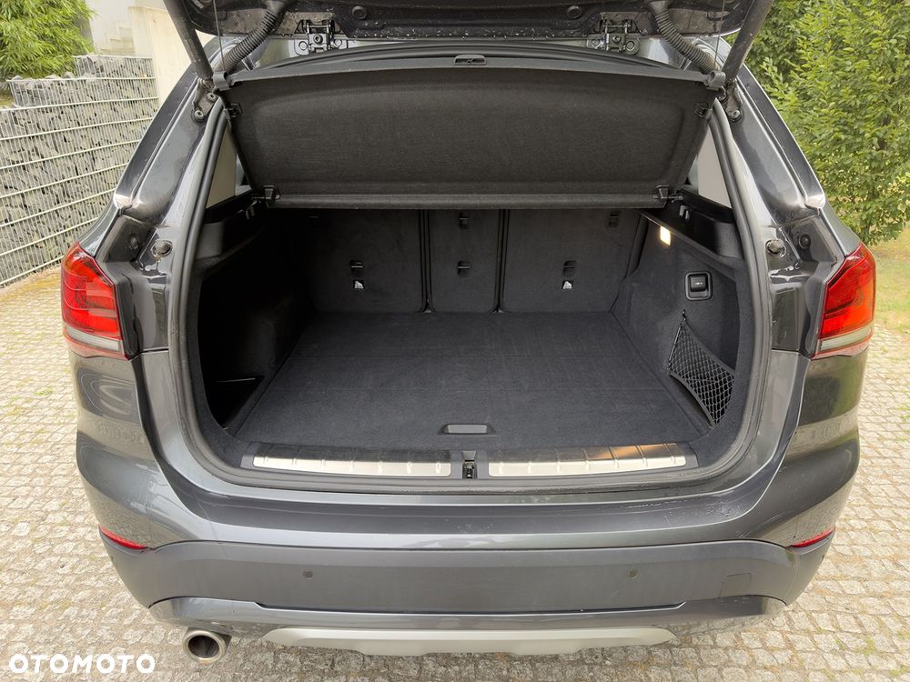 BMW X1 sDrive18i xLine - 7
