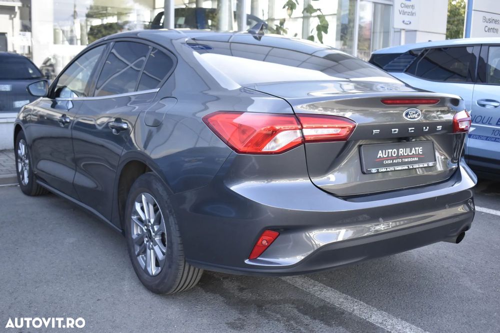 Ford Focus - 5