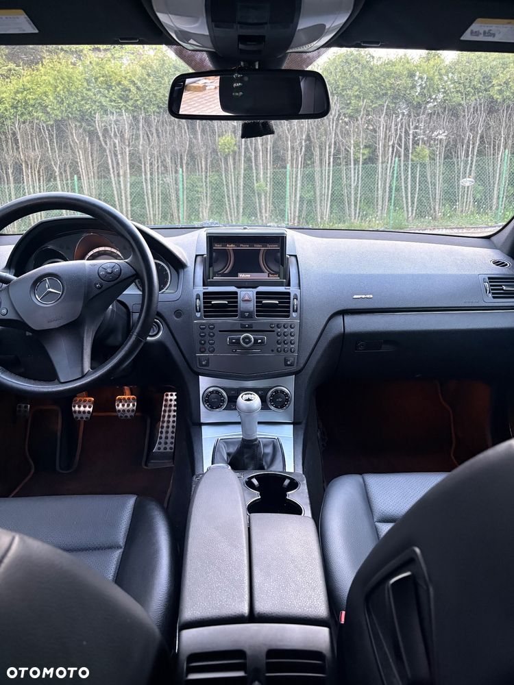 Mercedes-Benz Klasa C 300 - 12