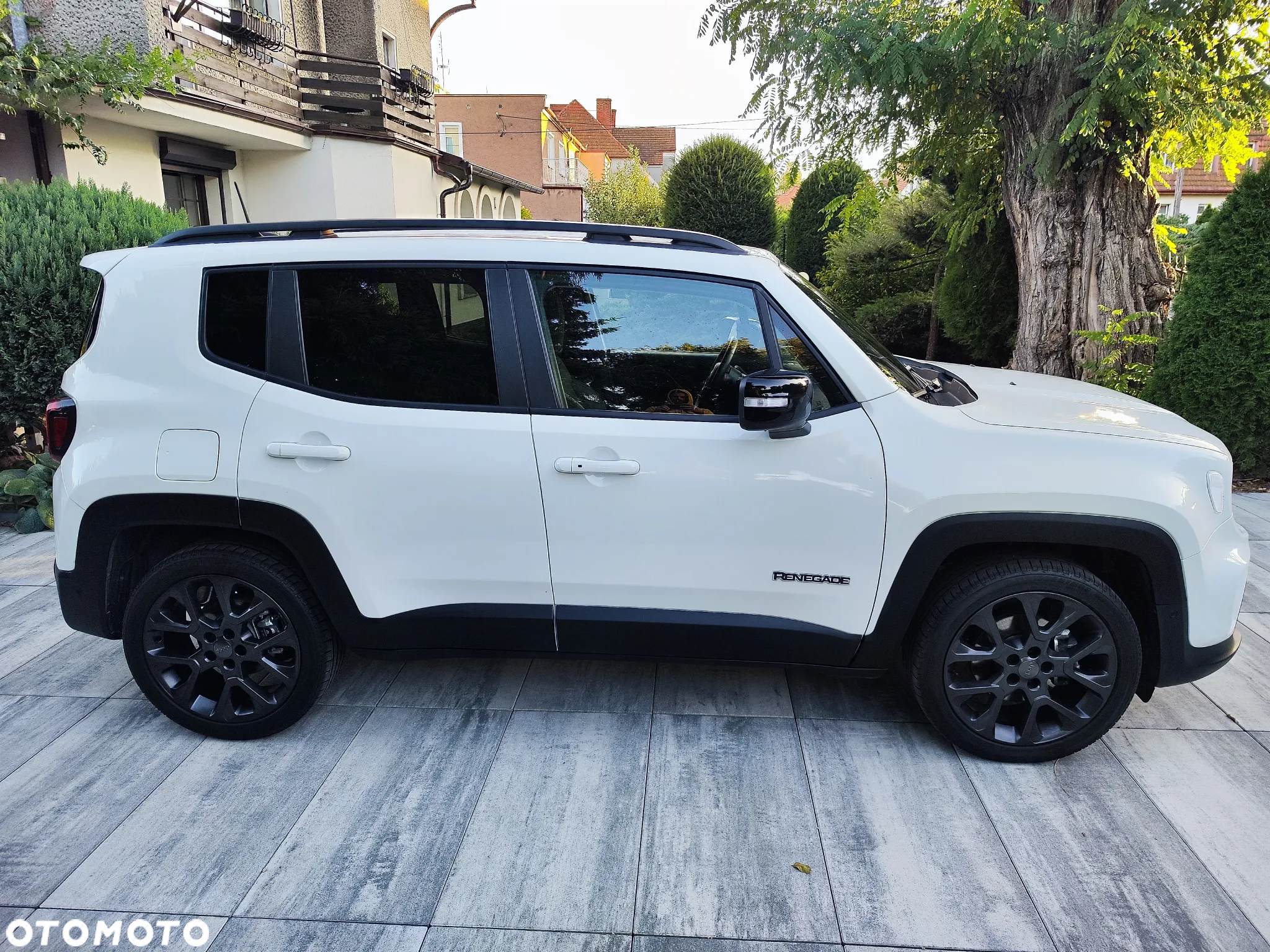 Jeep Renegade 1.5 T4 mHEV Longitude FWD S&S DCT - 4