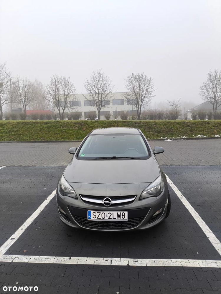 Opel Astra 1.6 EU6 - 3