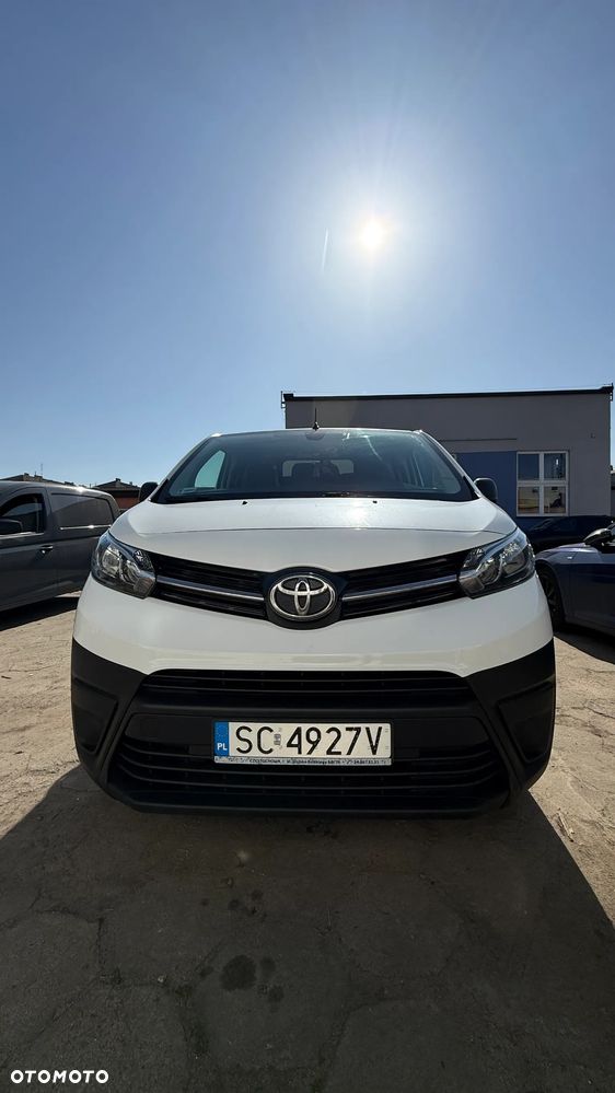Toyota ProAce Kombi D-4D Medium 2,7t - 1
