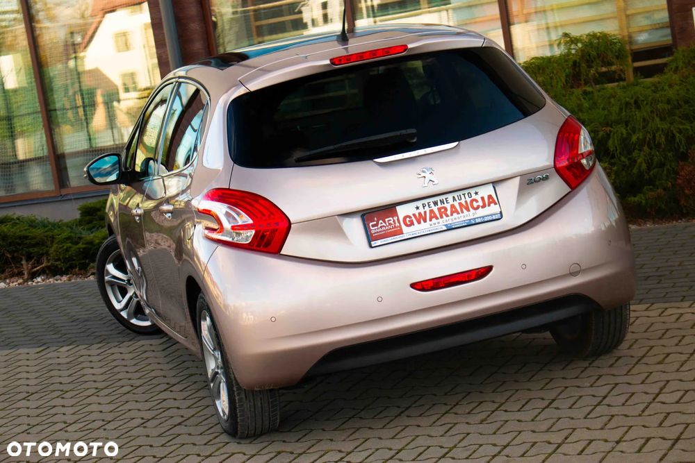 Peugeot 208 1.2 VTi Business Line - 10