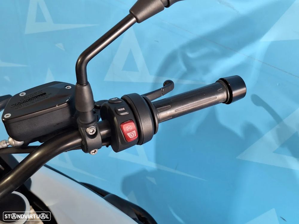 BMW F 750 GS - 9