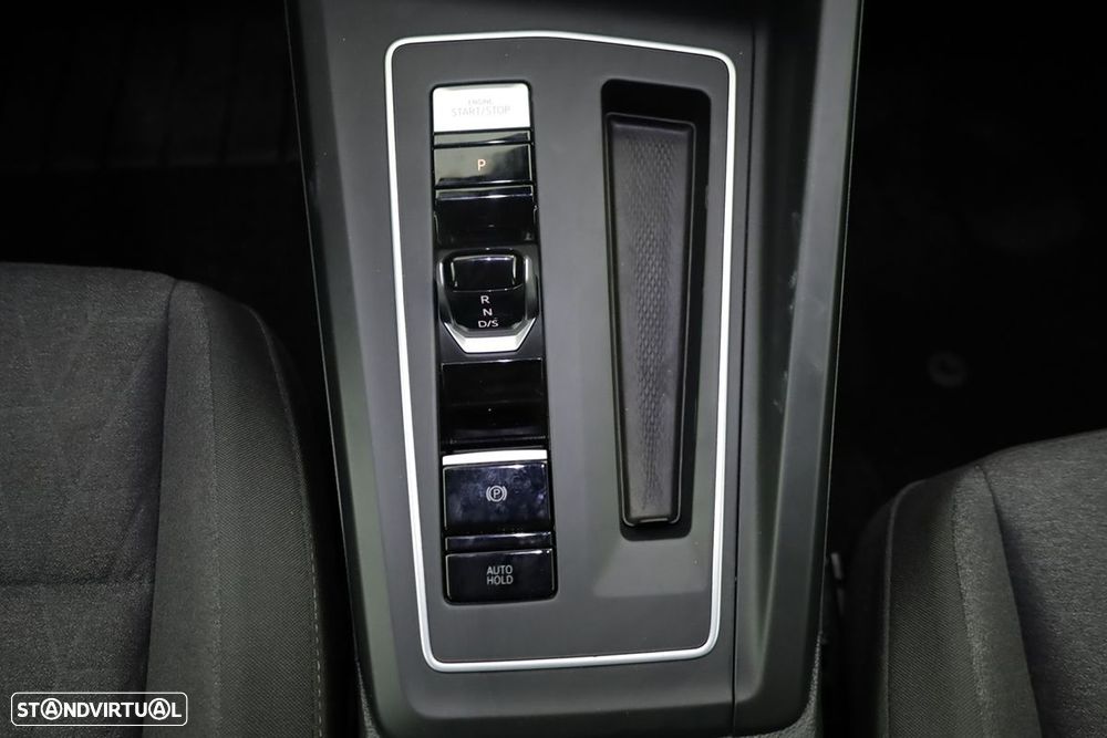 VW Golf 1.5 TSI e-Hybrid Life DSG - 14