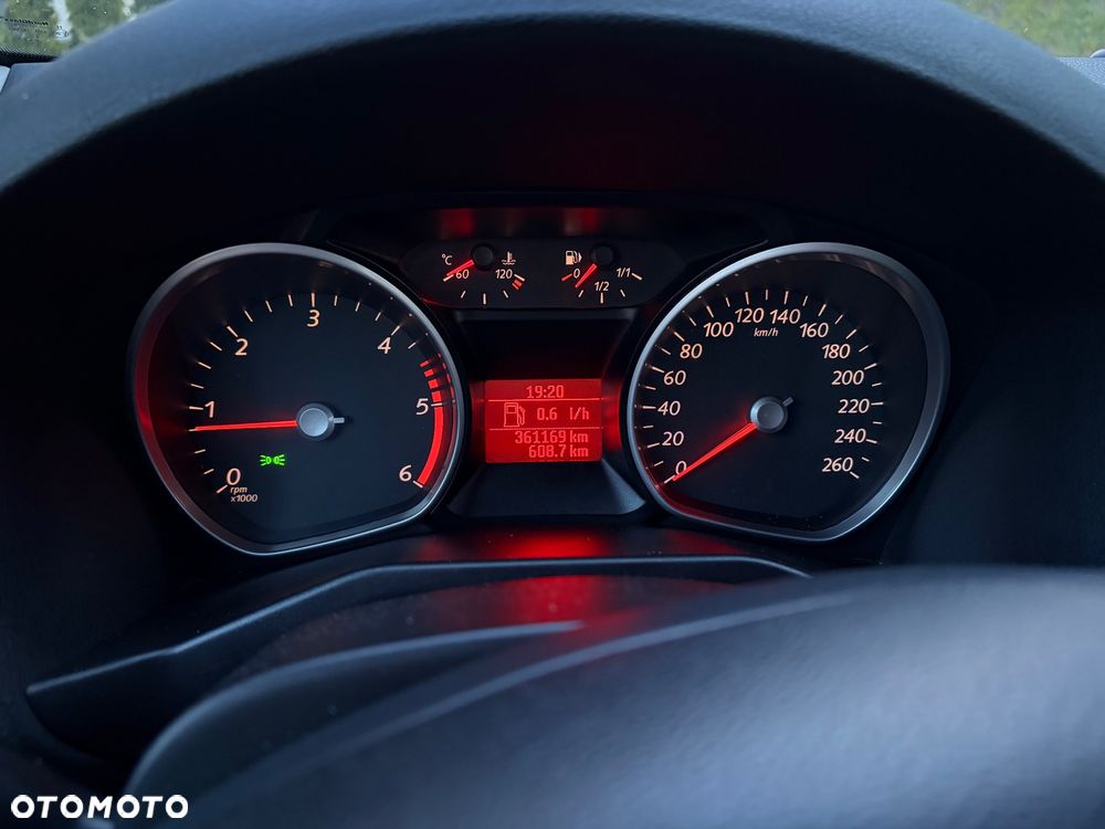 Ford Mondeo 1.6 TDCi Ambiente - 11