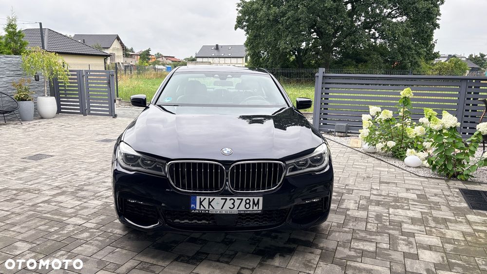 BMW Seria 7 740e iPerformance - 2