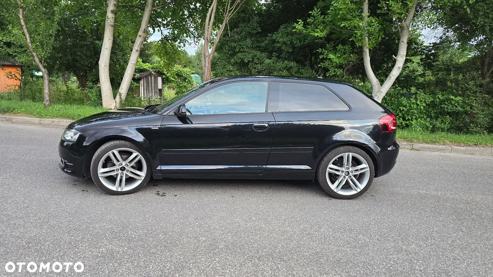 Audi A3 3-drzwiowe 1.6 TDI DPF Ambiente - 3
