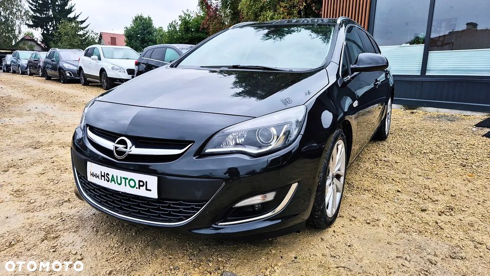 Opel Astra 1.4 Turbo Cosmo - 1
