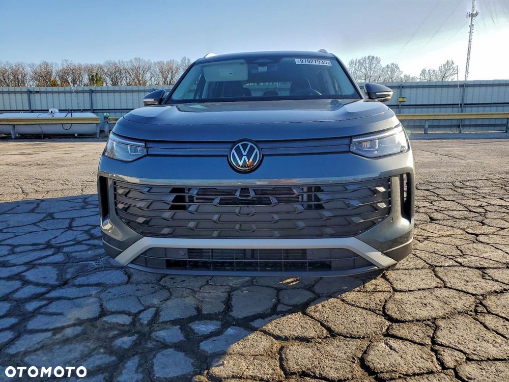 Volkswagen Tiguan - 6